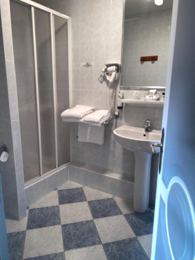 Le Relais De La Rance - Chambres D'Hotes Quedillac Bagian luar foto
