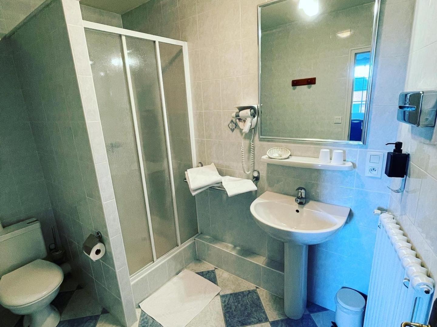 Le Relais De La Rance - Chambres D'Hotes Quedillac Bagian luar foto