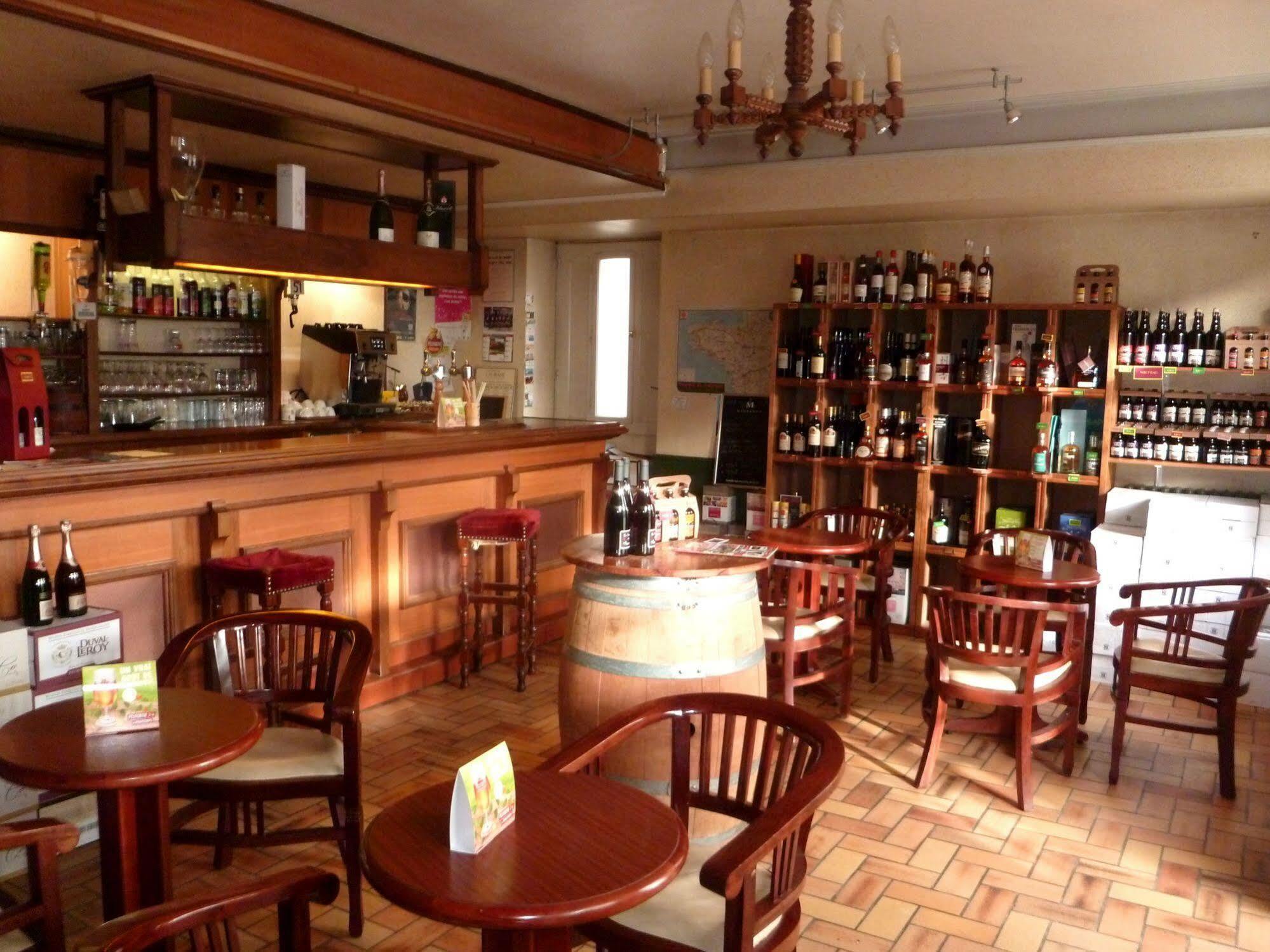 Le Relais De La Rance - Chambres D'Hotes Quedillac Bagian luar foto